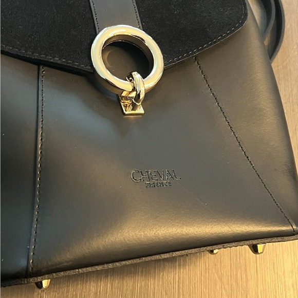 Cheval Backpack/Handbag - Picture 6 of 11